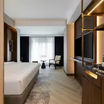 Moevenpick Old Town Hotel 5*
