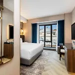 Moevenpick Old Town Hotel