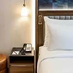 Moevenpick Old Town Hotel 5*