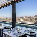 Hotel Moevenpick Old Town