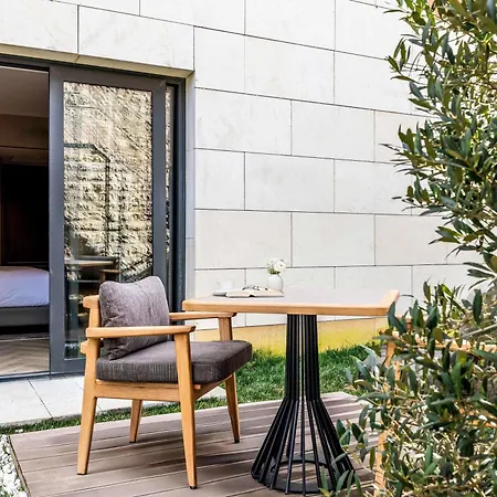 Moevenpick Old Town Hotel 5*