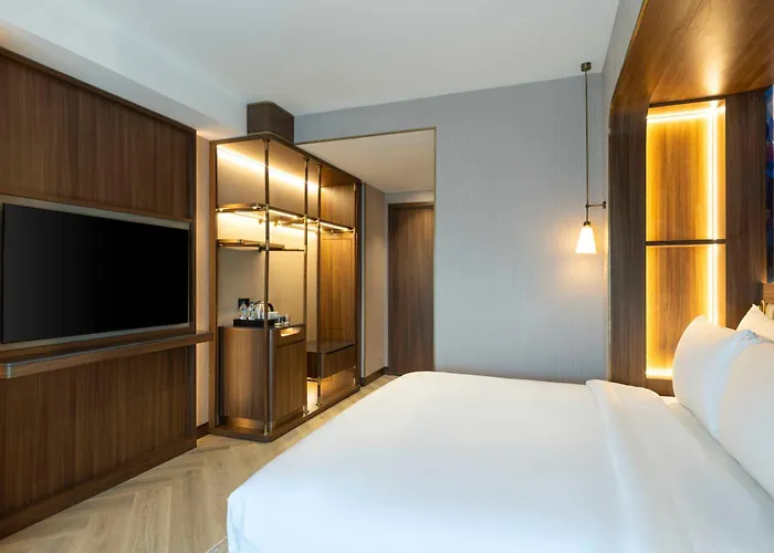 Mövenpick Old Town Hotell