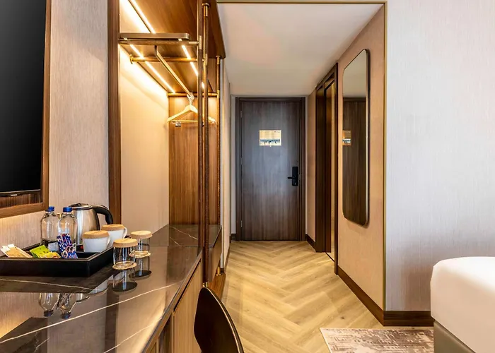 Moevenpick Old Town Szálloda