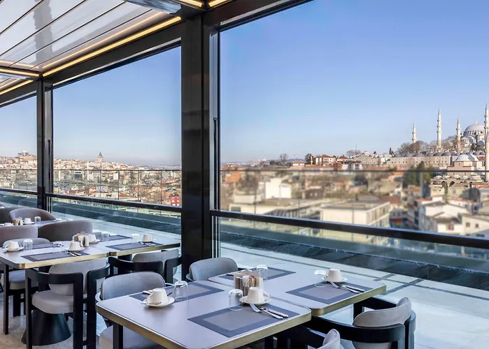 Hotell Mövenpick Old Town