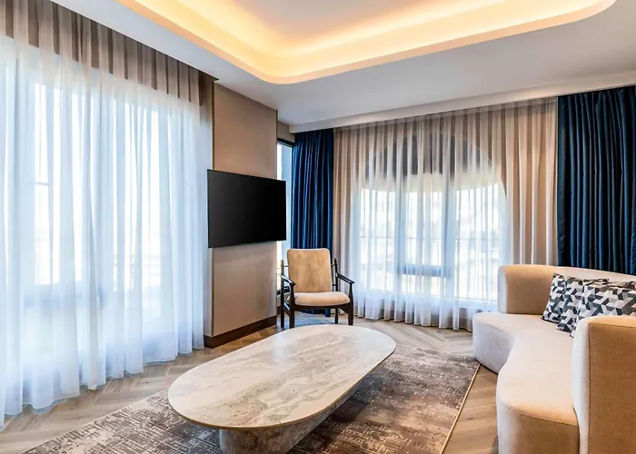 Hotel Moevenpick Old Town